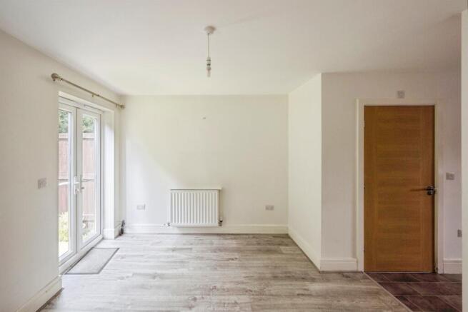 2 bed Terraced for sale Image 5