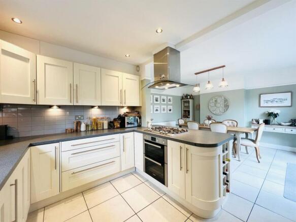 Kitchen Diner
