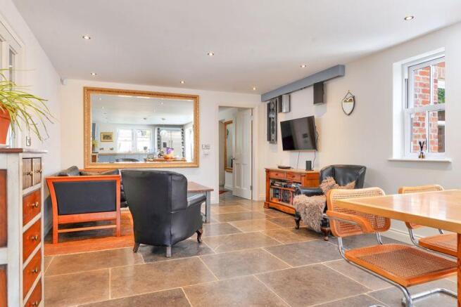 Kitchen/Dining