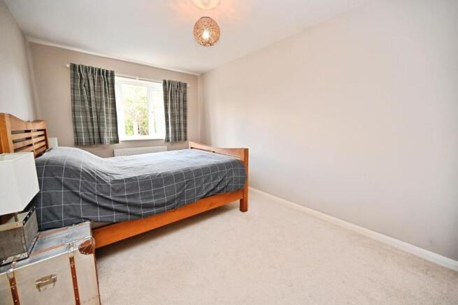 3 bed Bungalow for sale Image 12