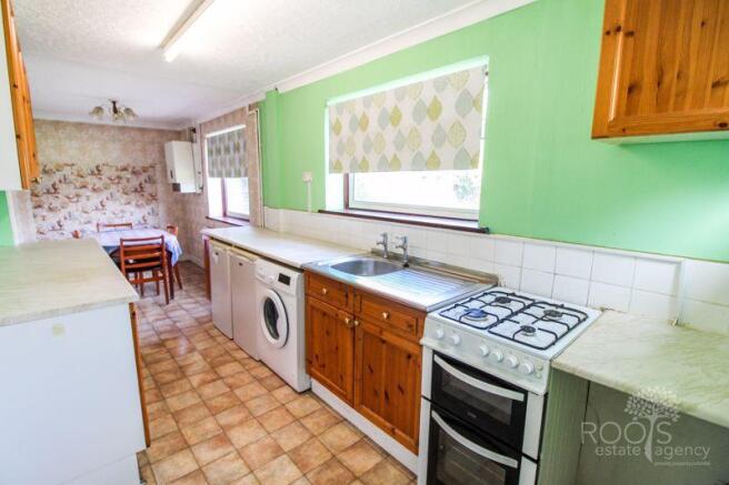 Kitchen/Dining...