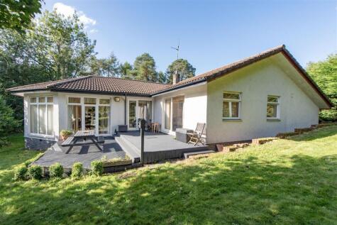 Airis, Muckhart FK14 7JL