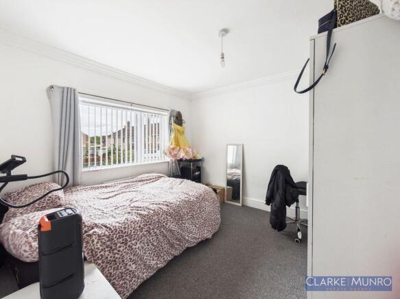 3 bed Semi-Detached for sale Image 8