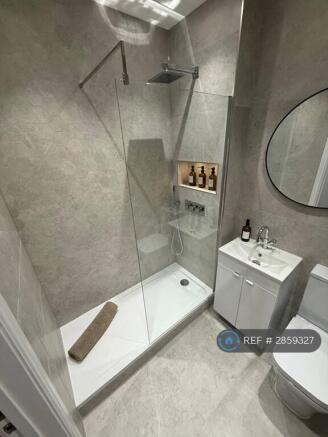 2 bed Bungalow to rent Image 8