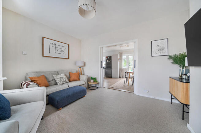 1402507-7-697b6e5...