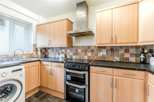 2 bed Apartment for sale Image 5
