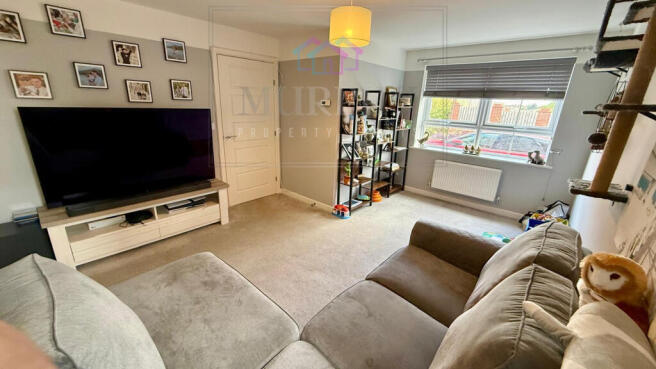 3 bed Semi-Detached for sale Image 3
