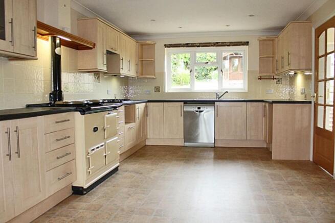 Kitchen / Breakfast Area