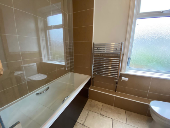 BATHROOM.png