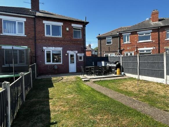 3 bed Semi-Detached for sale Image 9