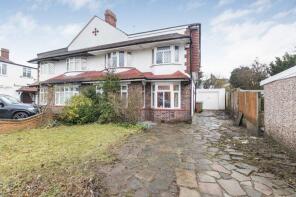 2, Braundton Avenue, Sidcup DA15 8EW