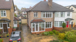 12, St Margarets Avenue, Gledhow, Leeds LS8 1RY