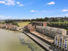 Flat 23, Bridge House, Valetta Way, Rochester ME1 1TB