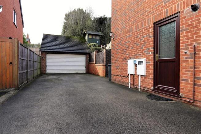 OFF ROAD PARKING & DOUBLE GARAGE