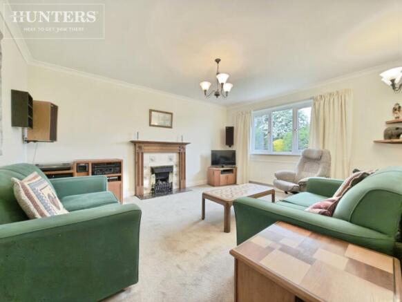 4 bed Detached for sale Image 6