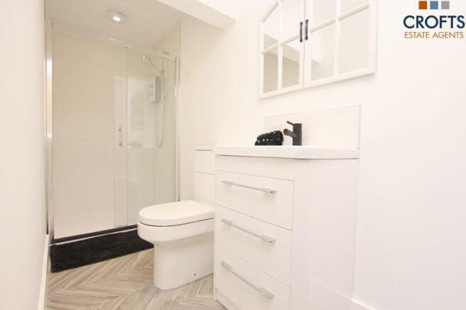 En-suite bedroom 3