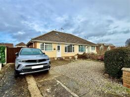 46, Kellsboro Avenue, Wroughton, Swindon SN4 9HT