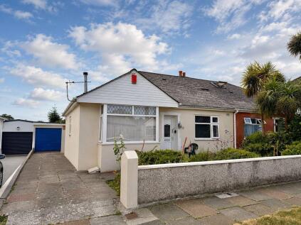 Bowden Park Road, Plymouth well presented Semi detached bungalow in desirable location