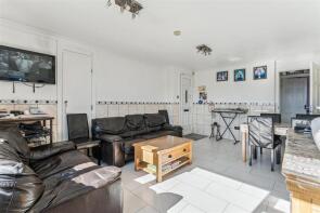 23, Crouchfield, Hertford SG14 3LP
