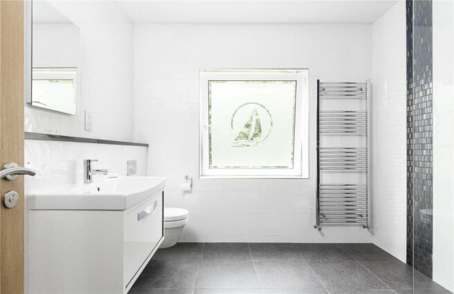 Family Shower Room