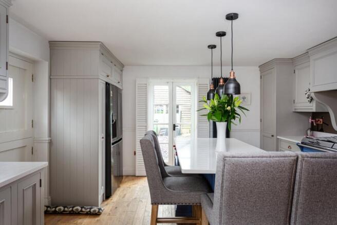 5 bed Detached for sale Image 5