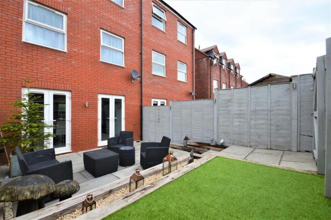 13 Garden 2 DRW.JPG
