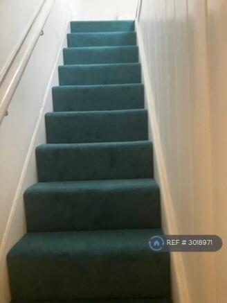 2 bed Terraced to rent Image 6