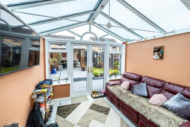 2 bed Semi-Detached for sale Image 9