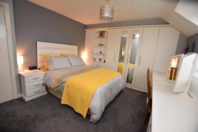 bed 1. 2.JPG