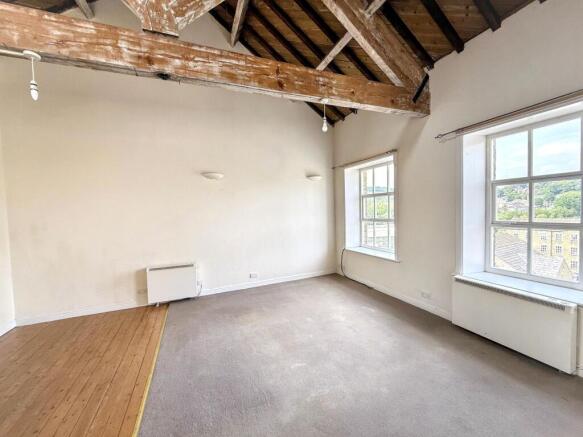2 bed Flat for sale Image 10