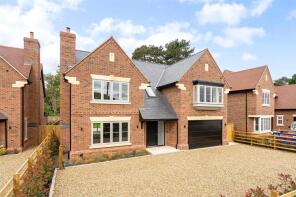The White House, Newlands Drive, Maidenhead SL6 4LL