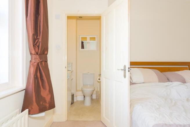 (Rightmove) 12.jpg