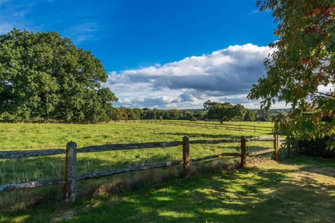 house. estate agent Rudgwick field