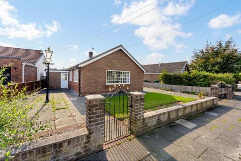 Buckingham Avenue, Widnes, WA8