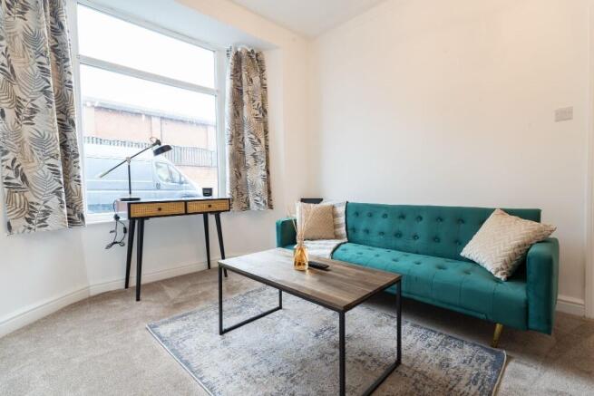 3 bed Terraced for sale Image 7