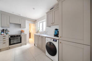 24, Langroyd Road, London SW17 7PL