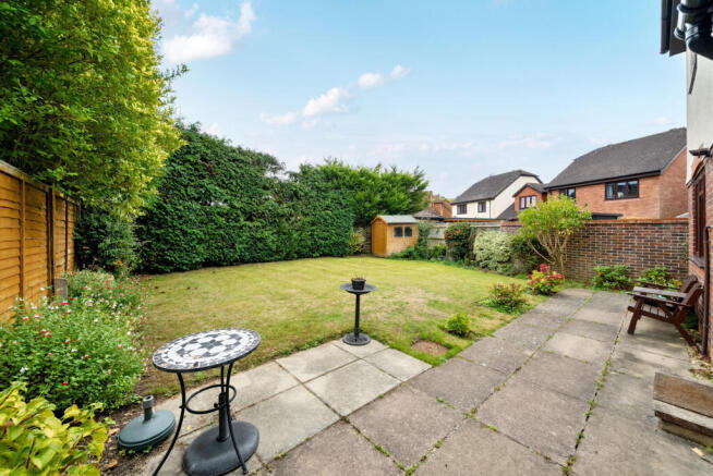 1364043-7-68e8d18...