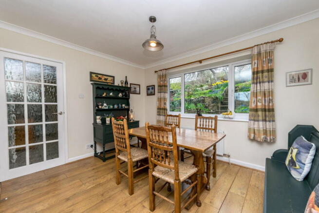 4 bed Detached for sale Image 12