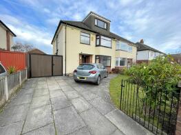 8, Pinewood Avenue, Formby L37 2HY