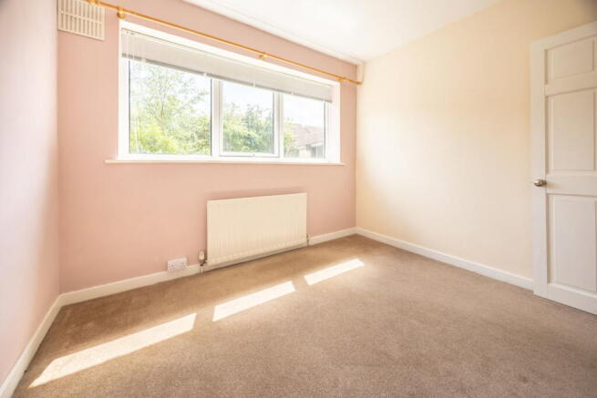 3 bed Semi-Detached Bungalow for sale Image 7