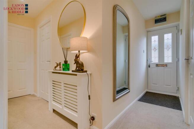 2 bed Bungalow for sale Image 11