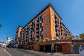 Flat 97, William House, Ringers Road, Bromley BR1 1AG
