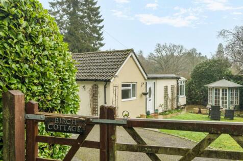 Vicarage Lane, Haslemere, GU27