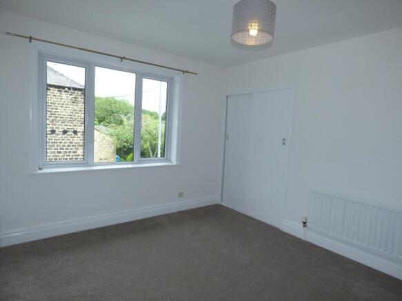 2 bed Semi-Detached to rent Image 7