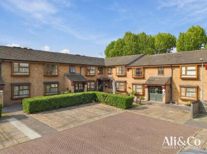 Priestley Court, Grays