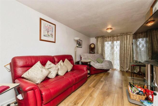 3 bed Semi-Detached for sale Image 4