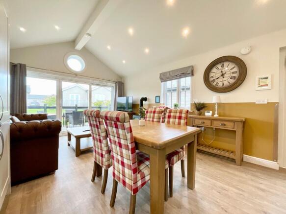 2 bed Lodge for sale Image 7