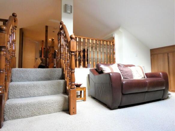Seating Area In M...
