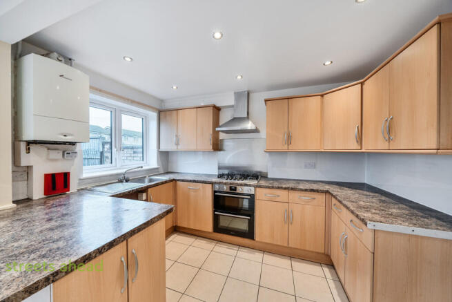 0773dd10-e4a2-426...