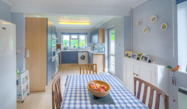 Kitchen/dining ro...